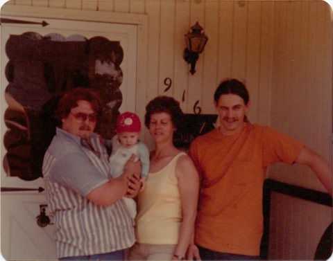 Strange Music Fan Tony Dodson With Family - Vintage Photo
