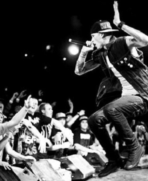 Machine Gun Kelly Speaks On Tech N9ne's "Hostile Takeover 2012" Tour